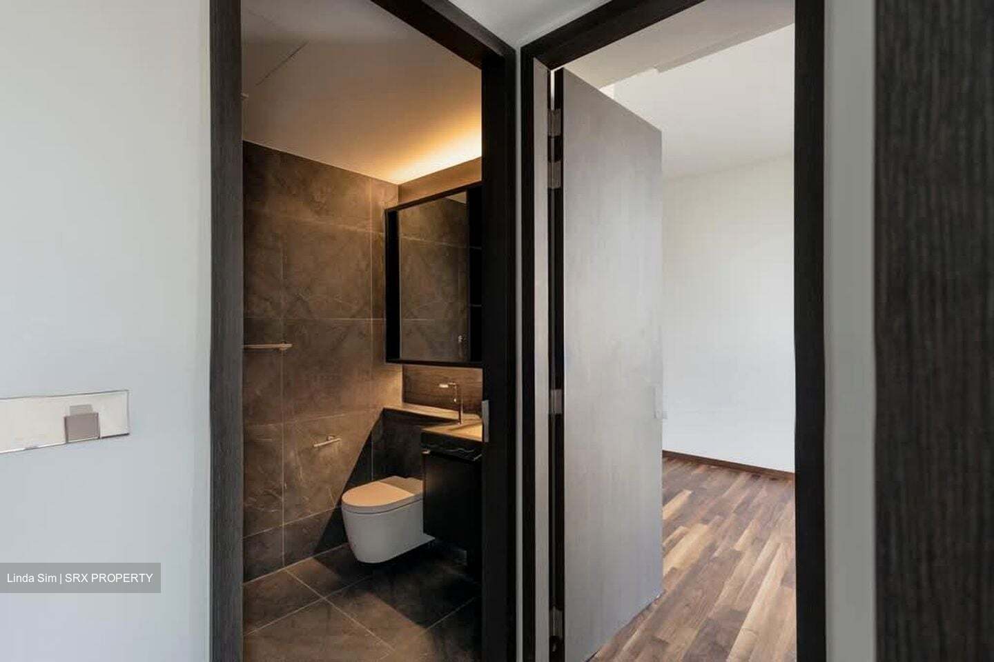 Hyll On Holland (D10), Condominium #570145781